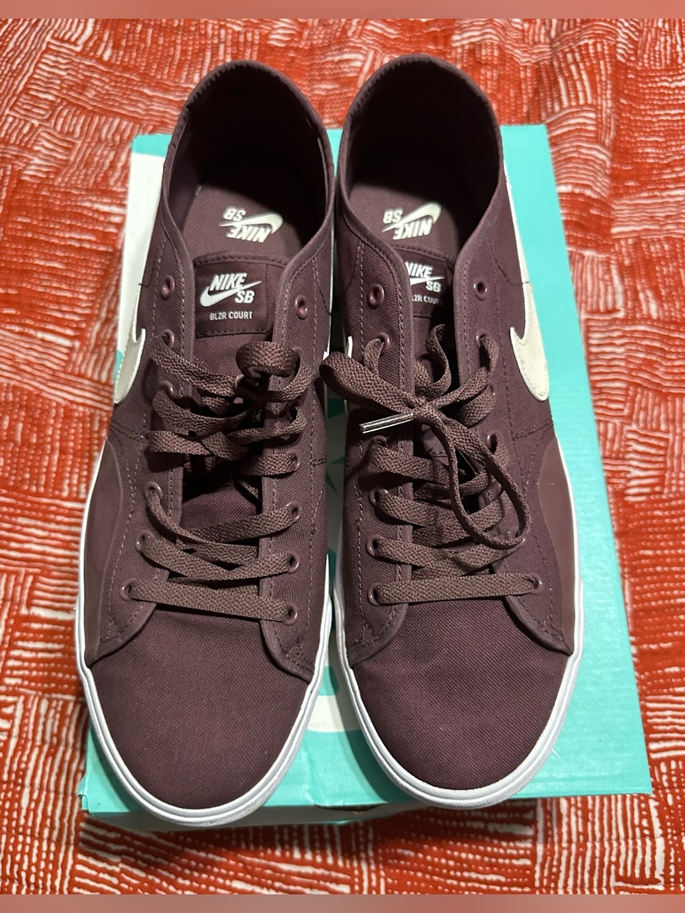 Nike SB Blazer Court Canvas Sneakers Dark Wine/Cashmere Men’s Size 13